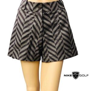Nike Women's Performance Dri-FIT Victory Golf Pleaded Skort
